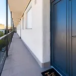 King's Golden Flat