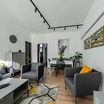 King's Golden Flat *
