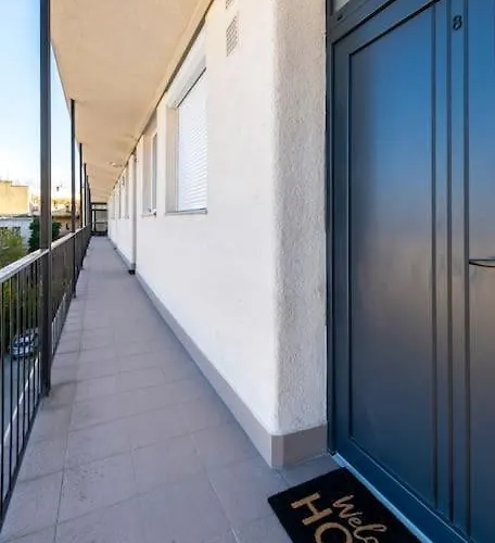 King's Golden Flat