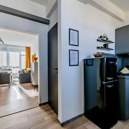 King's Golden Flat *