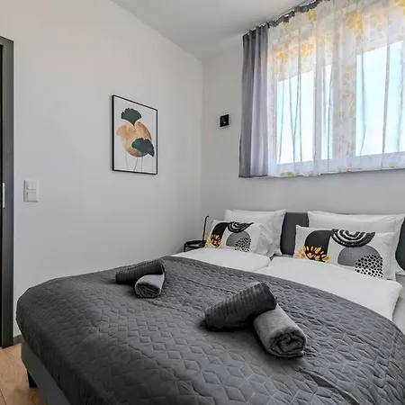 King's Golden Flat * Boedapest